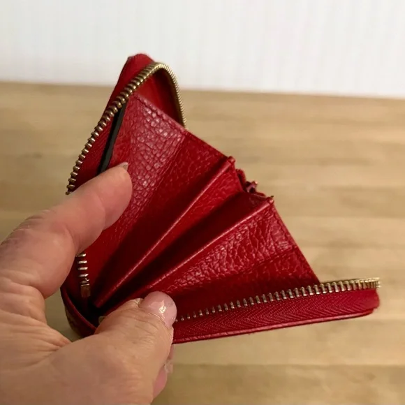 Gucci GG Canvas & Leather Monogram Long Zip Around Wallet Red Trim - Picture 12 of 15